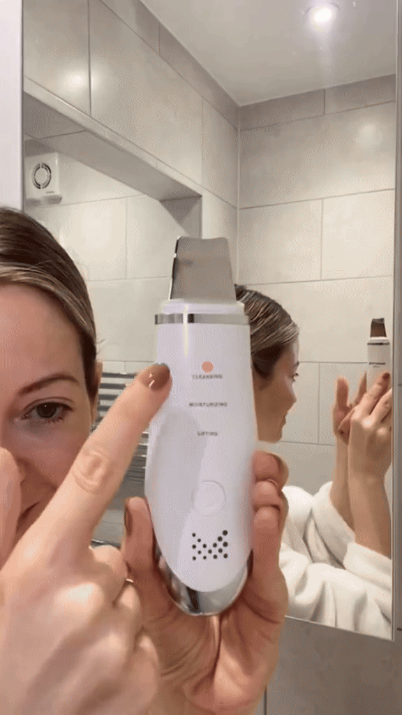 3-in-1 Ultrasonic Facial Skin Scrubber Removes blackheads, dead skin, and dirt